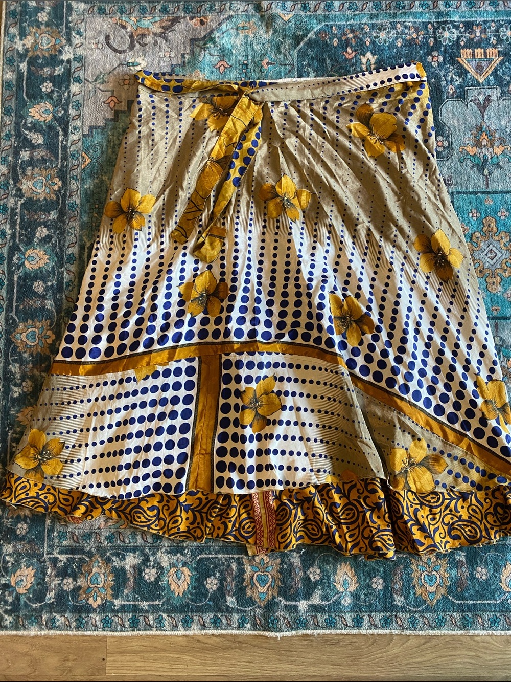 NWOT Darn good yarn reversible/adjustable sari style skirt